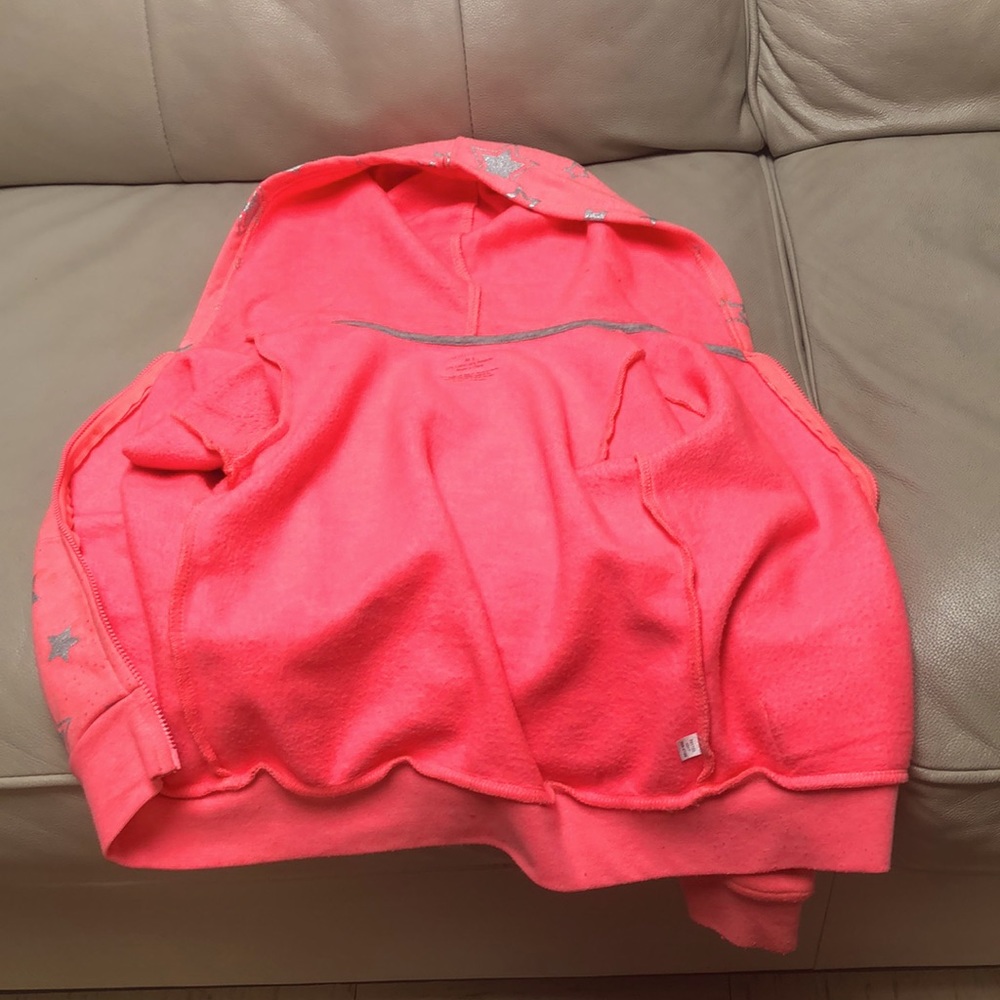 This girl toddler jacket is okie dokie and it’s size is M5